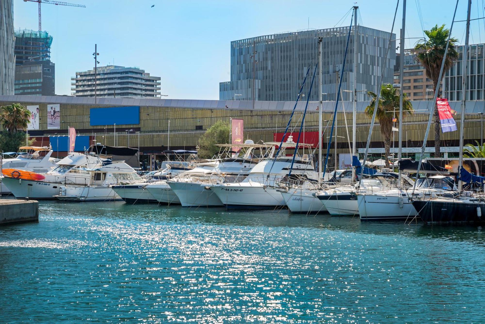 Boat Accommodations Barcelona San Adrián de Besós Zewnętrze zdjęcie