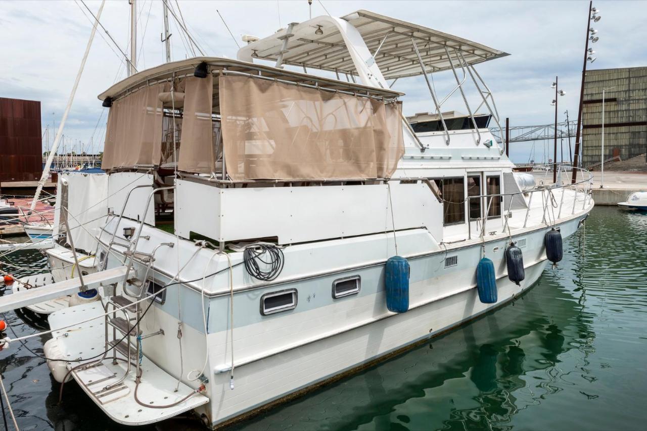 Boat Accommodations Barcelona San Adrián de Besós Zewnętrze zdjęcie